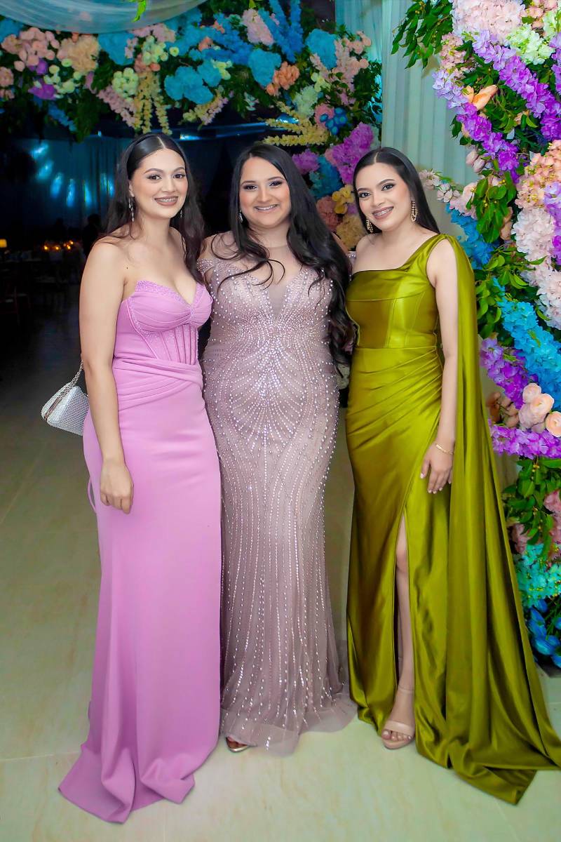 Indira, Cristina y Laura Bautista