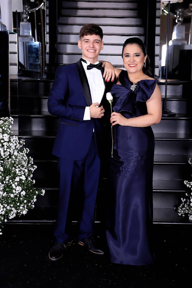 Invitados a la Prom 2025 de Elvel School