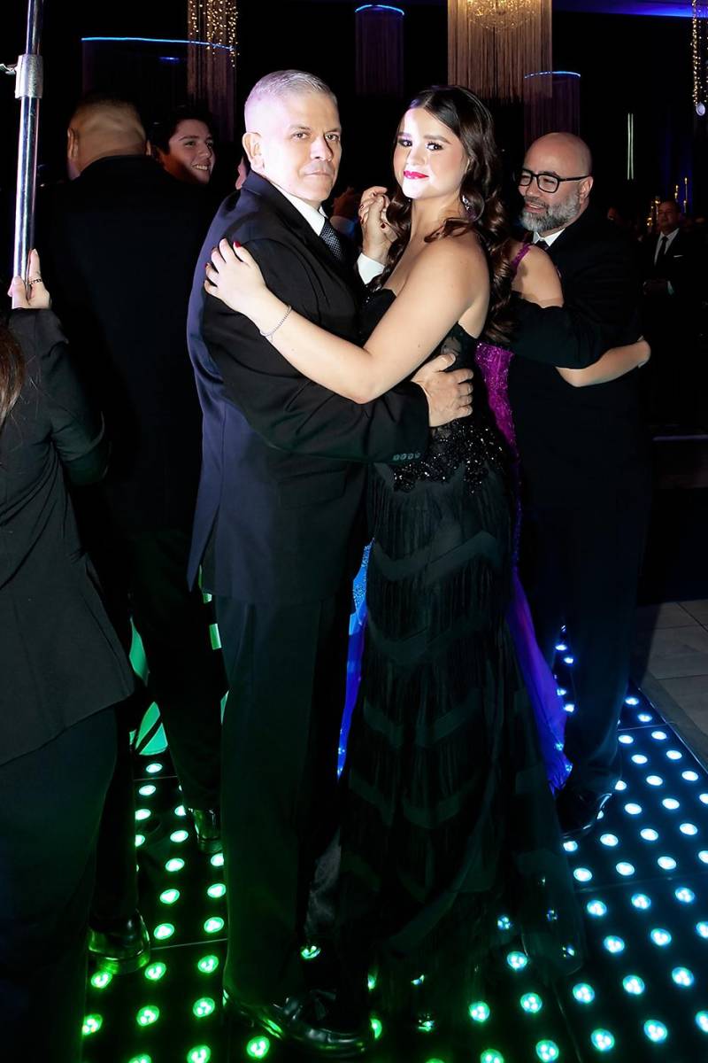 Fiesta de la prom 2024 de Seran School