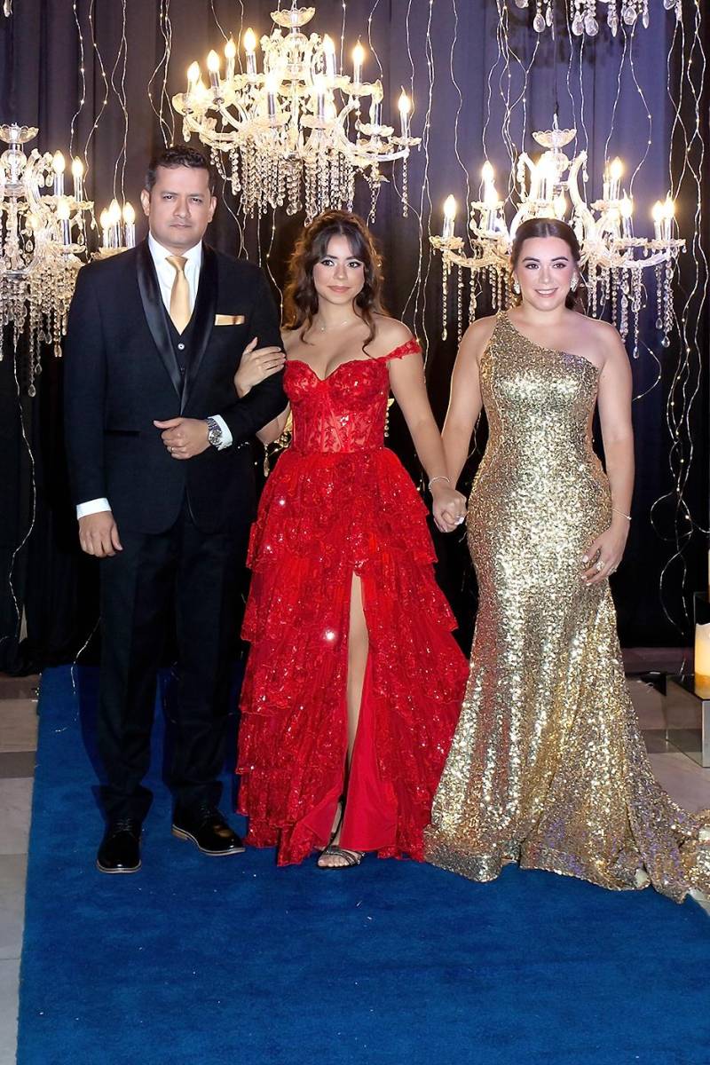 Marvin Barahona, Valerie Gabriela y Gabriela Esquivel.