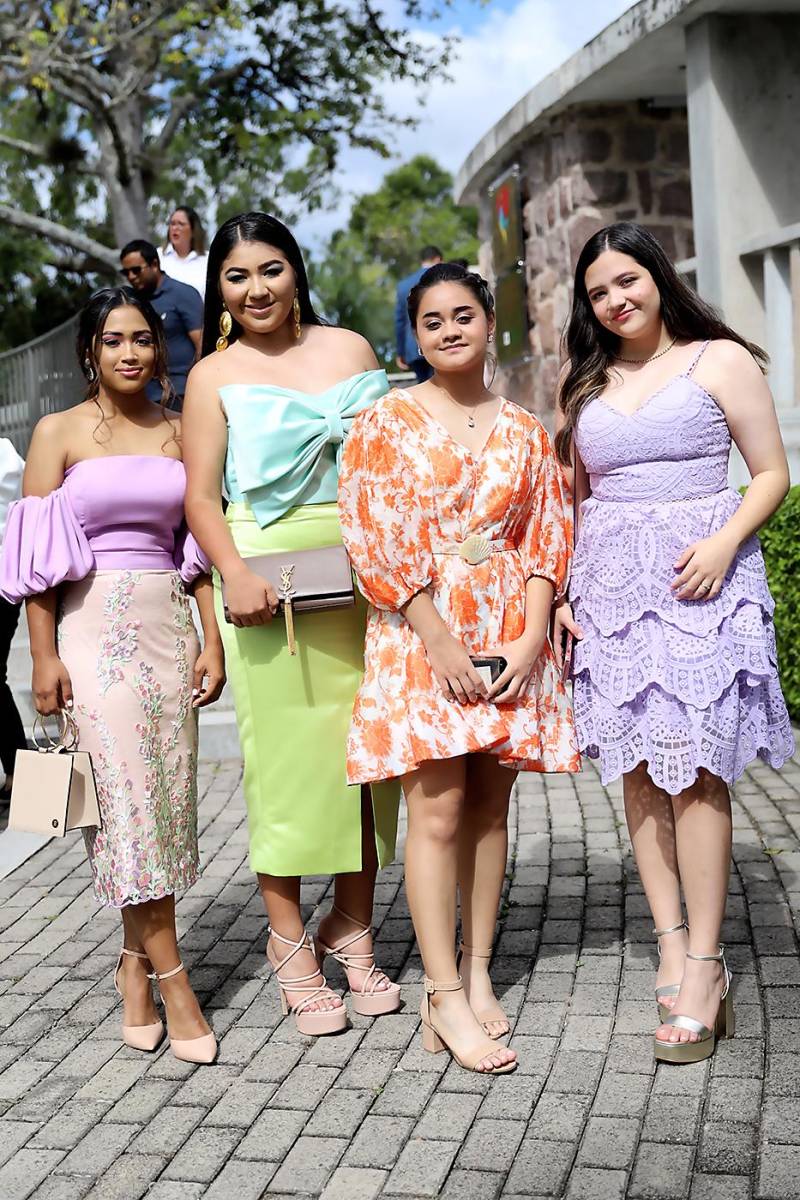 Sayra Barahona, Isabella Funes, Julia Barahona y Francine Hasboun