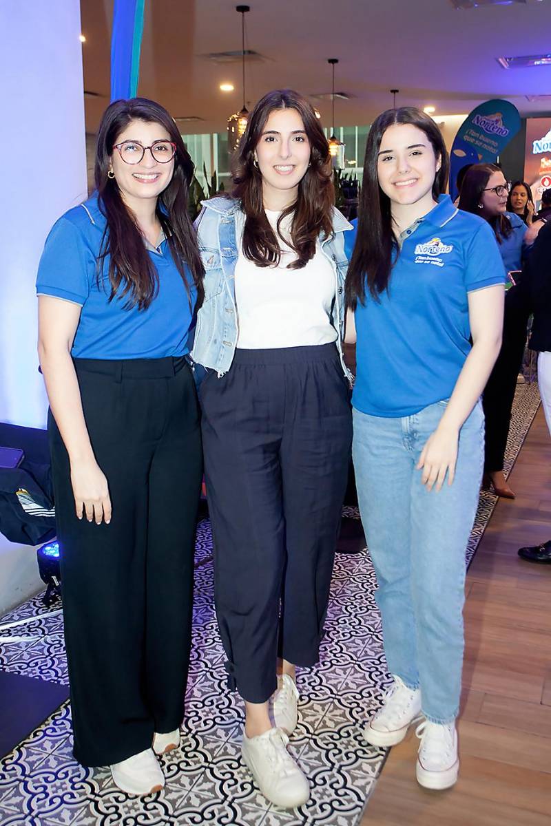 Katherine Cruz, Fabiola Monterroso y Allison Claros.