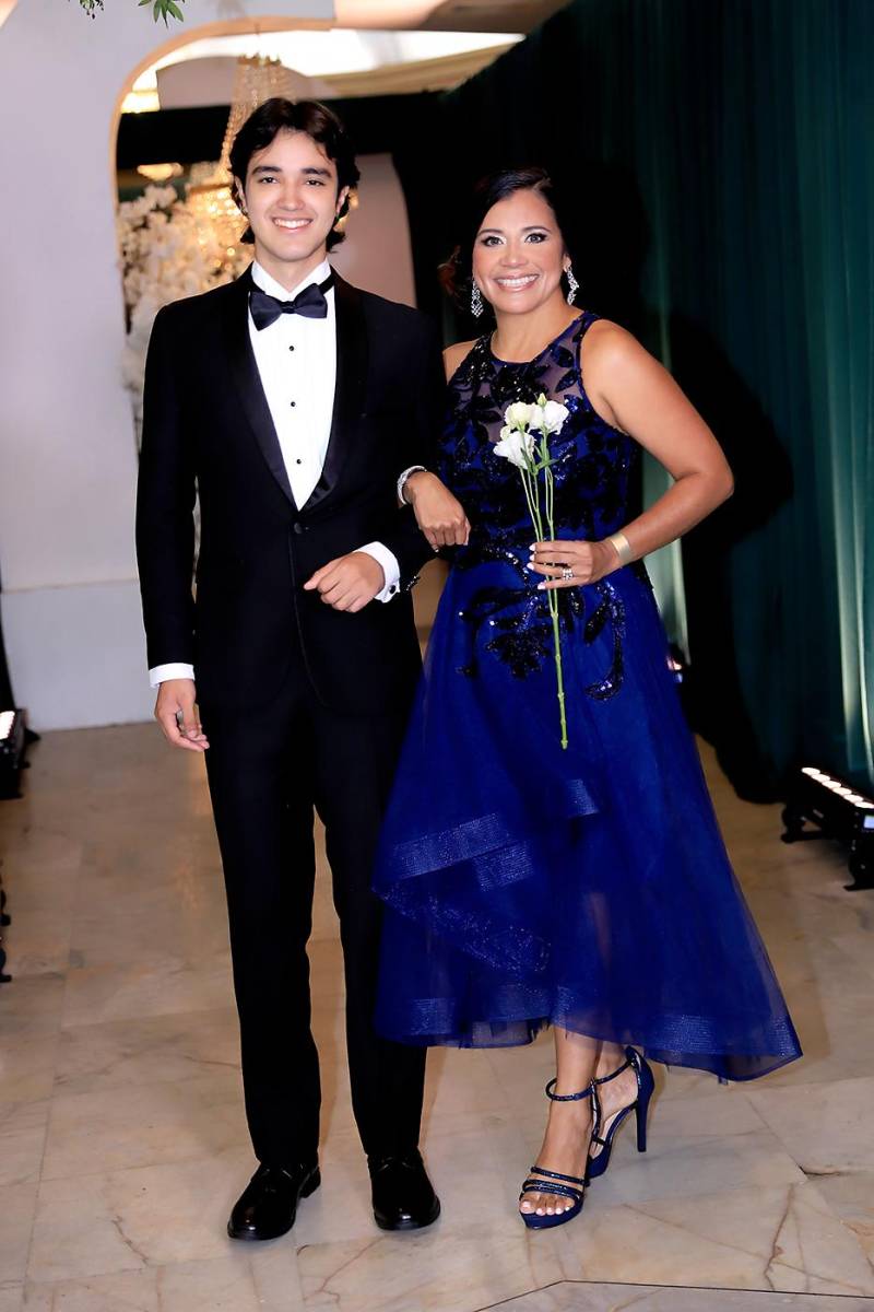 Emilio y Lizeth Soley.