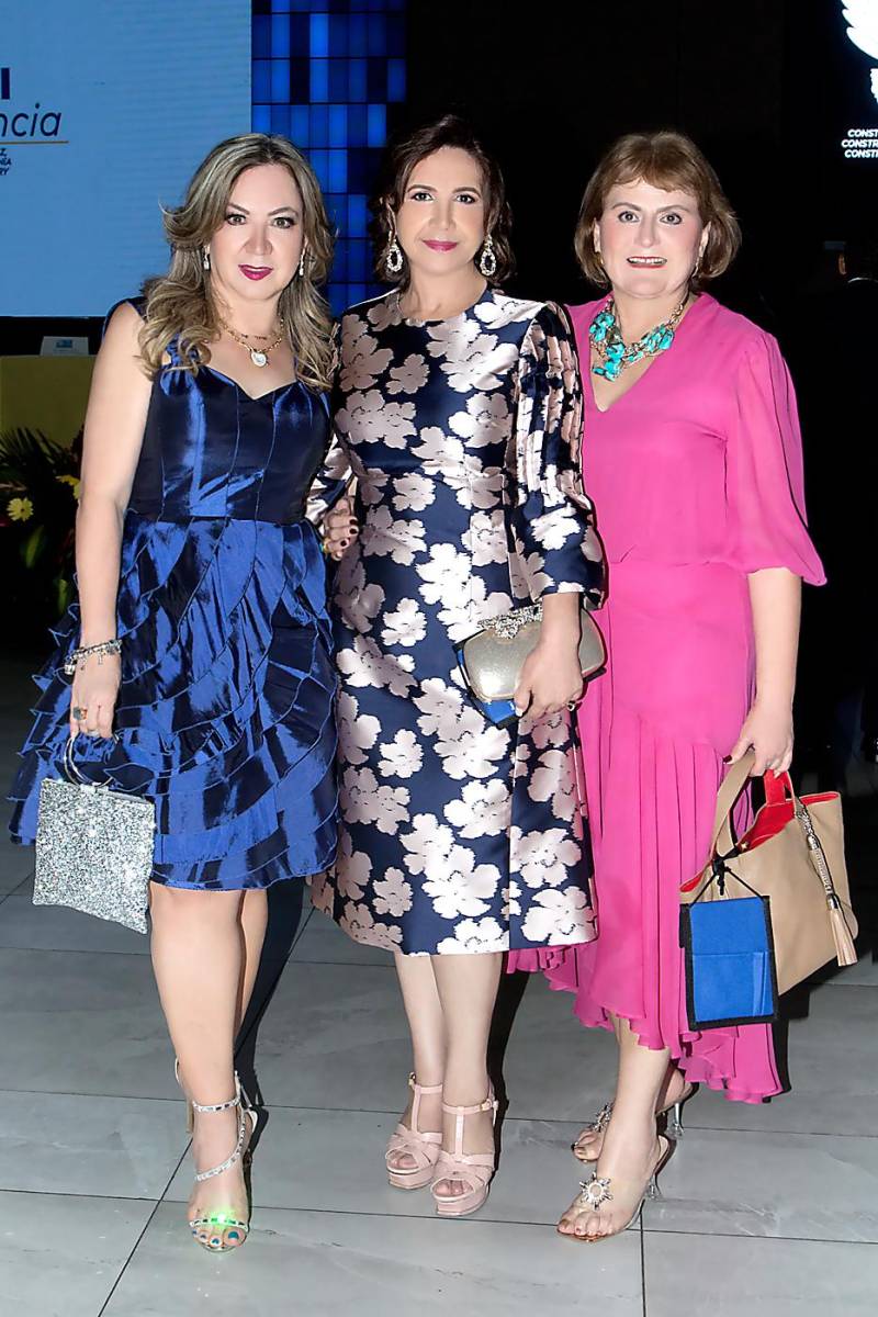 Nelsy Bogran, Lizeth Rodriguez y Sonia Valerio