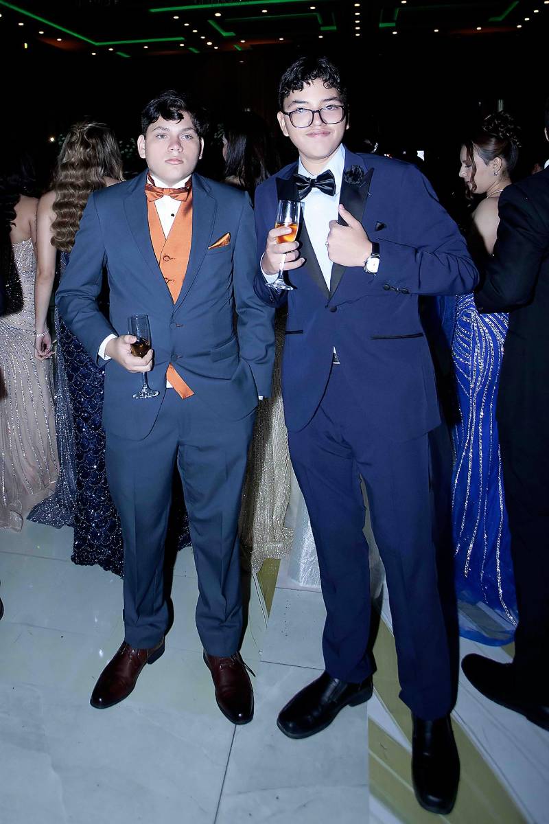 Mario Izaguirre y Raúl Mejía. 