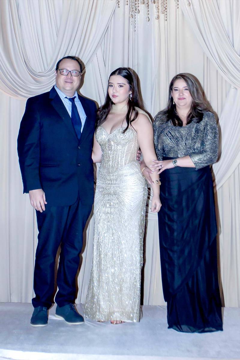 Desfile padres e hijos de la prom 2026 de Happy Days &amp; Freedom Institute