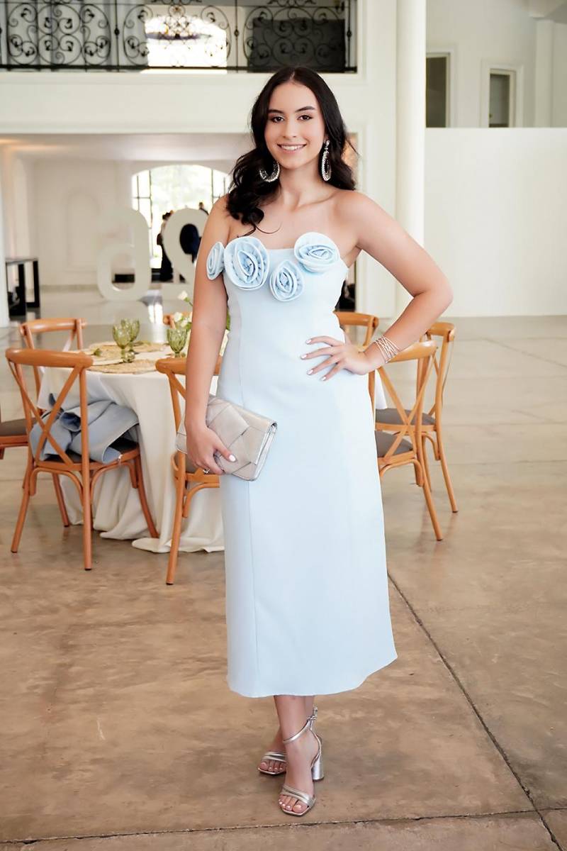 Diana Pineda. Diana Pineda.