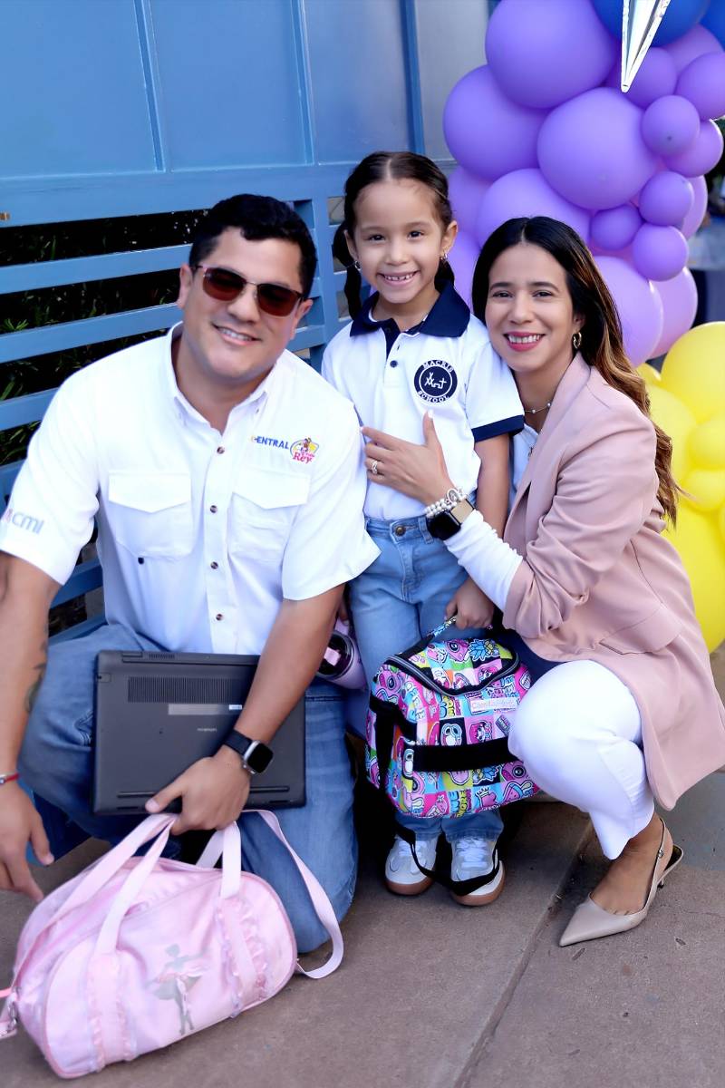 First Day of First Grade de Macris School