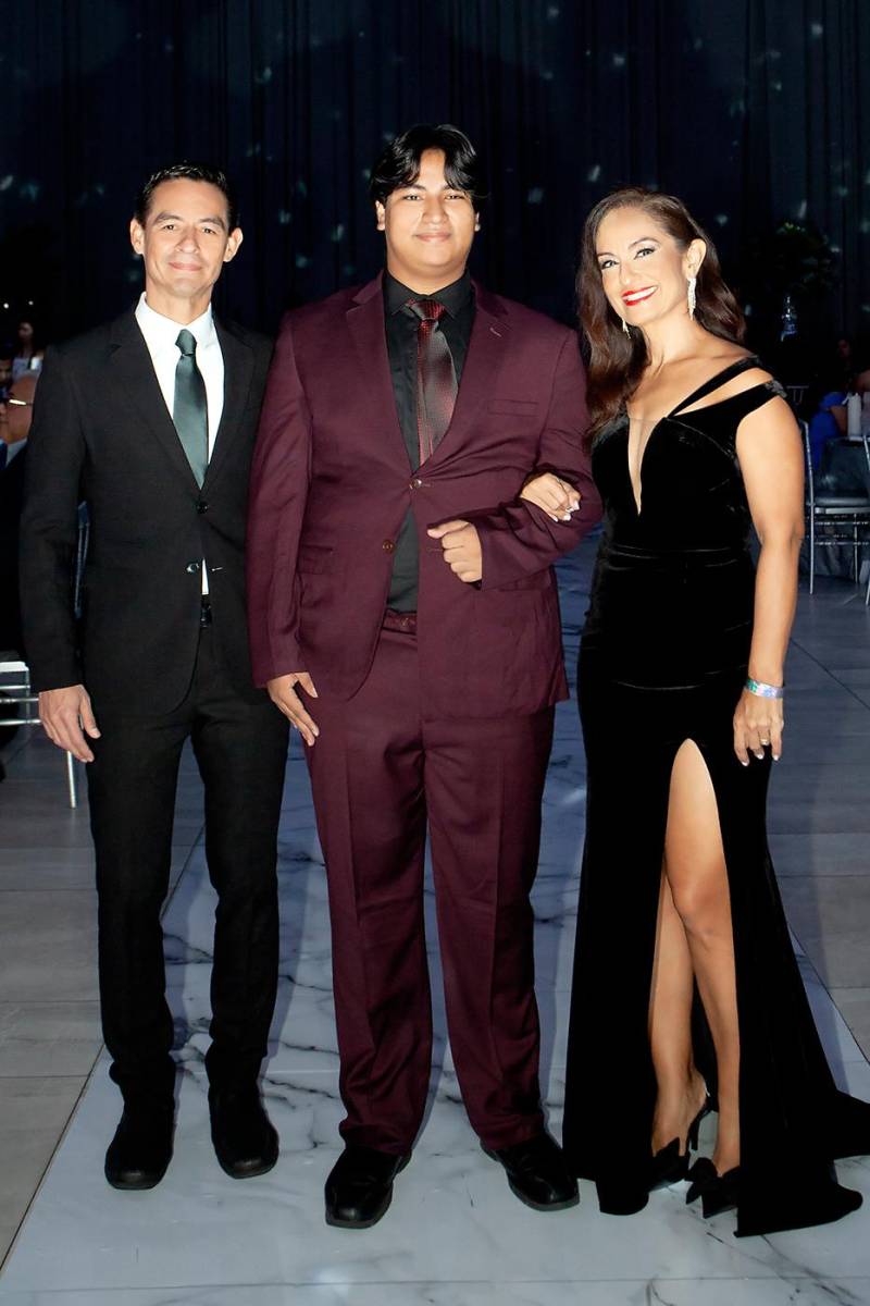 Engels Borjas, Sebastián Borjas y Claudia Hurtado