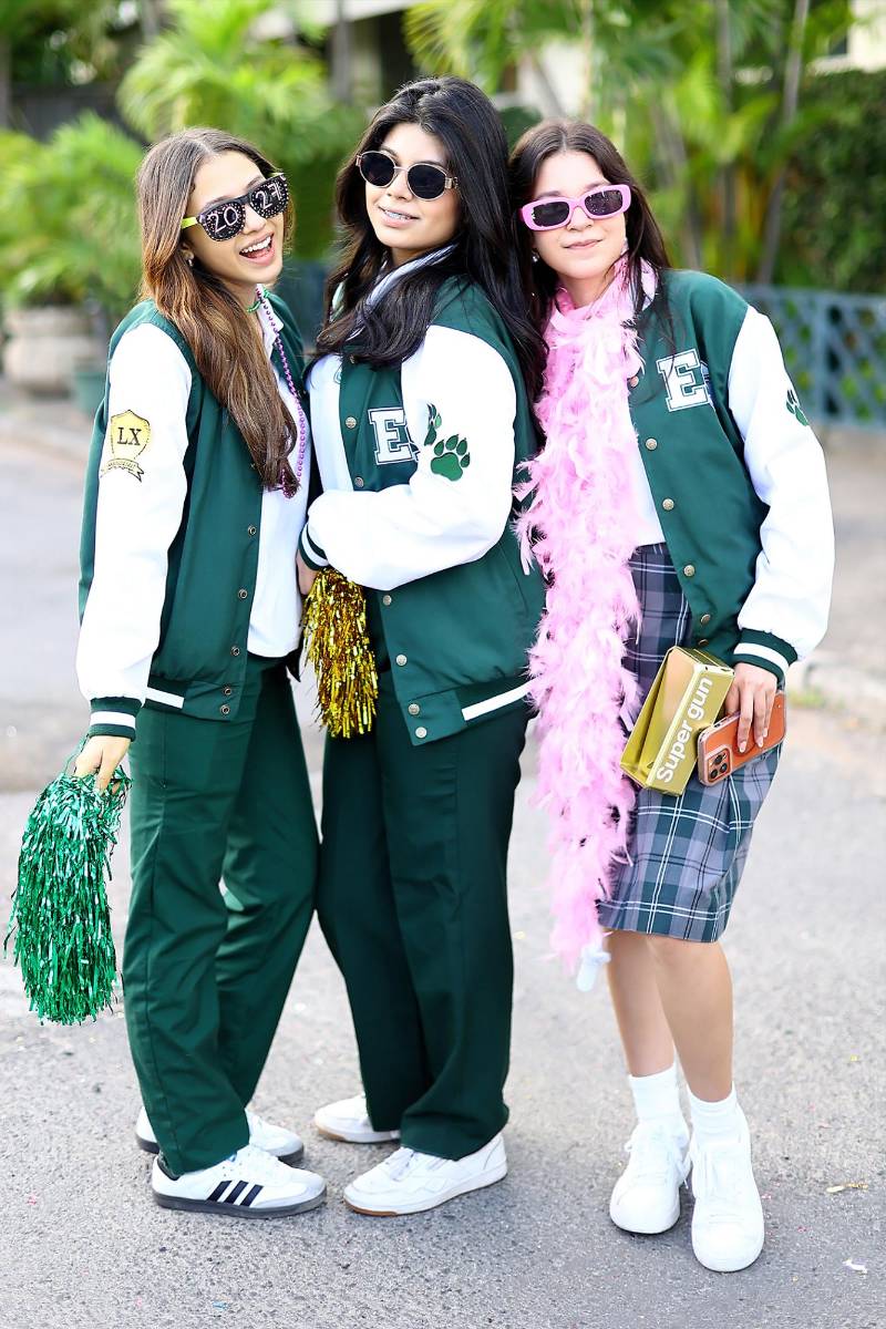 Camila Argañal, Adriana Fuentes y Valeria Marie