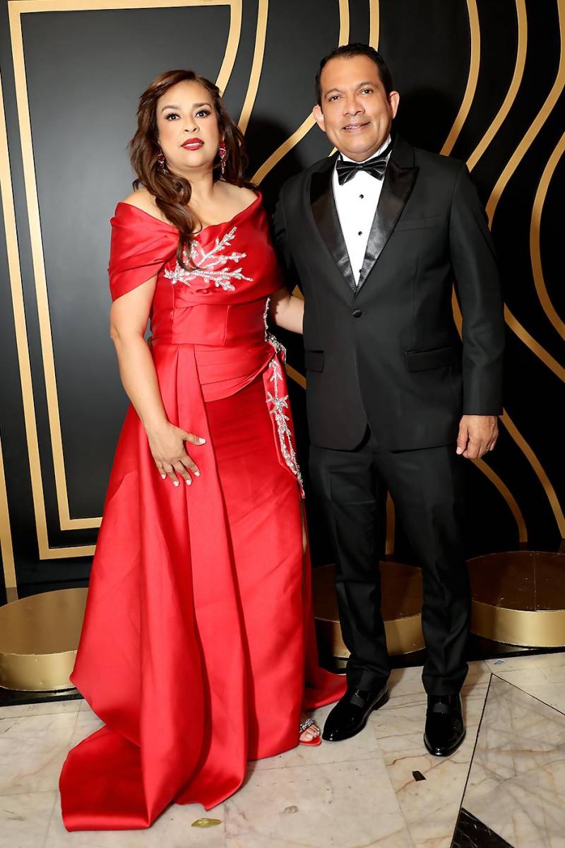 Invitados de la prom 2025 de Dowal School