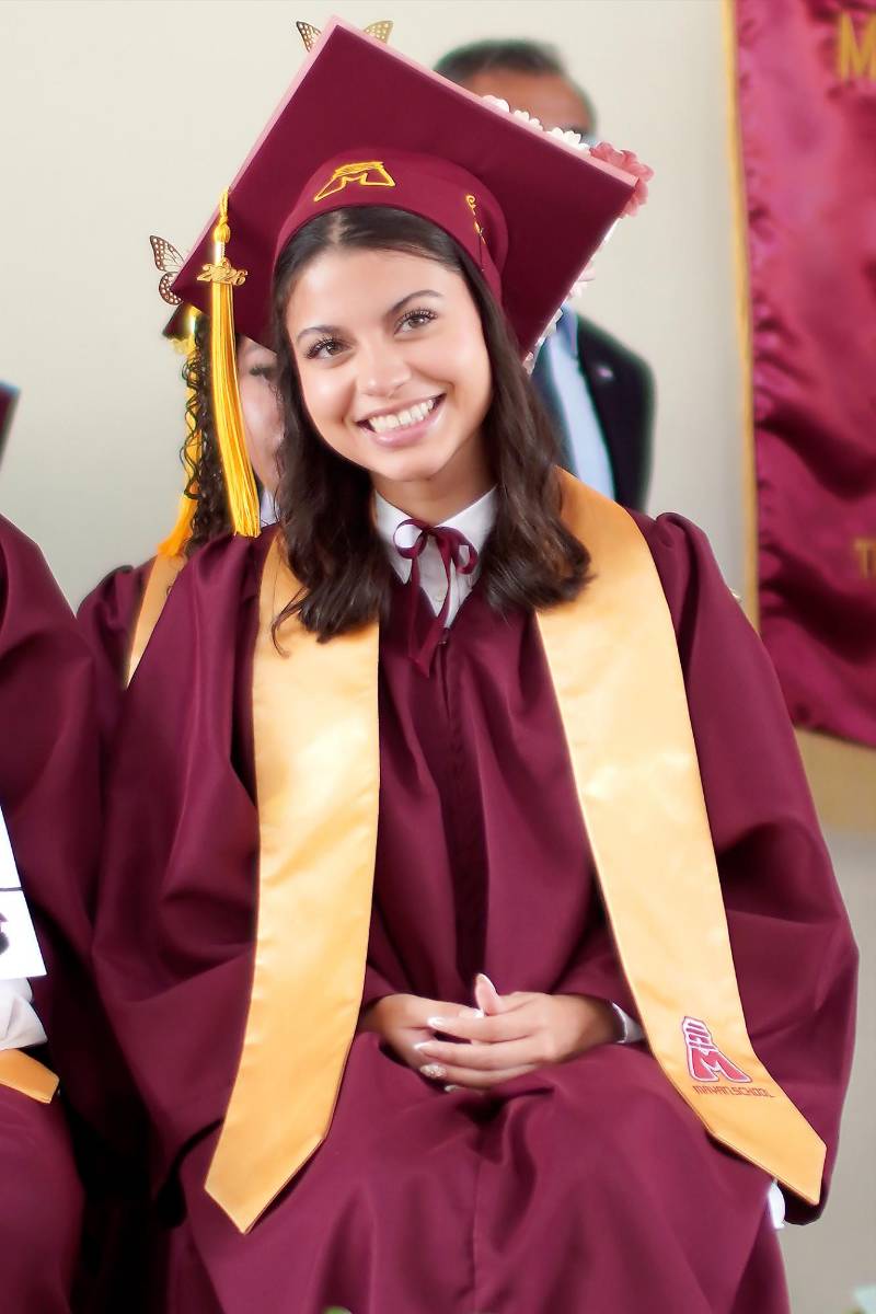 Graduación de los seniors 2026 de Mayan School