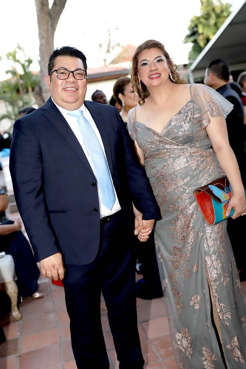 Gustavo y Dayana Sauceda