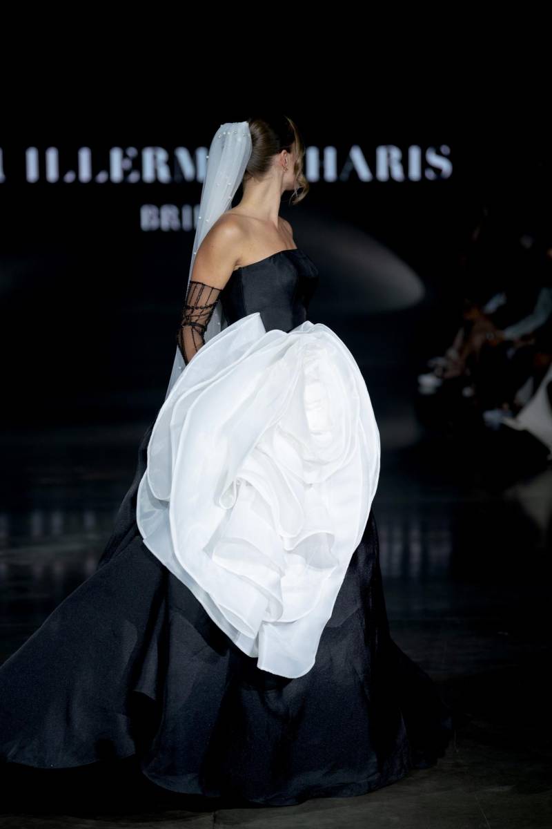 Guillermo Pharis presenta su colección bridal en Denver Fashion Week
