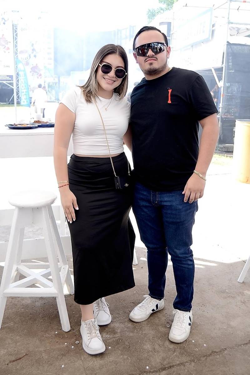 Norma Lima y Sebatián Mora.