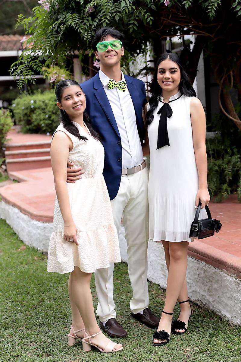 Ana Mejía, José Mejía y Aitana Matuty. 