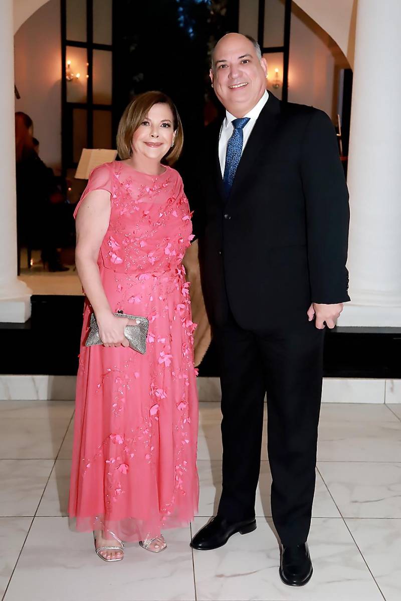 Annette y Jimmy Flores