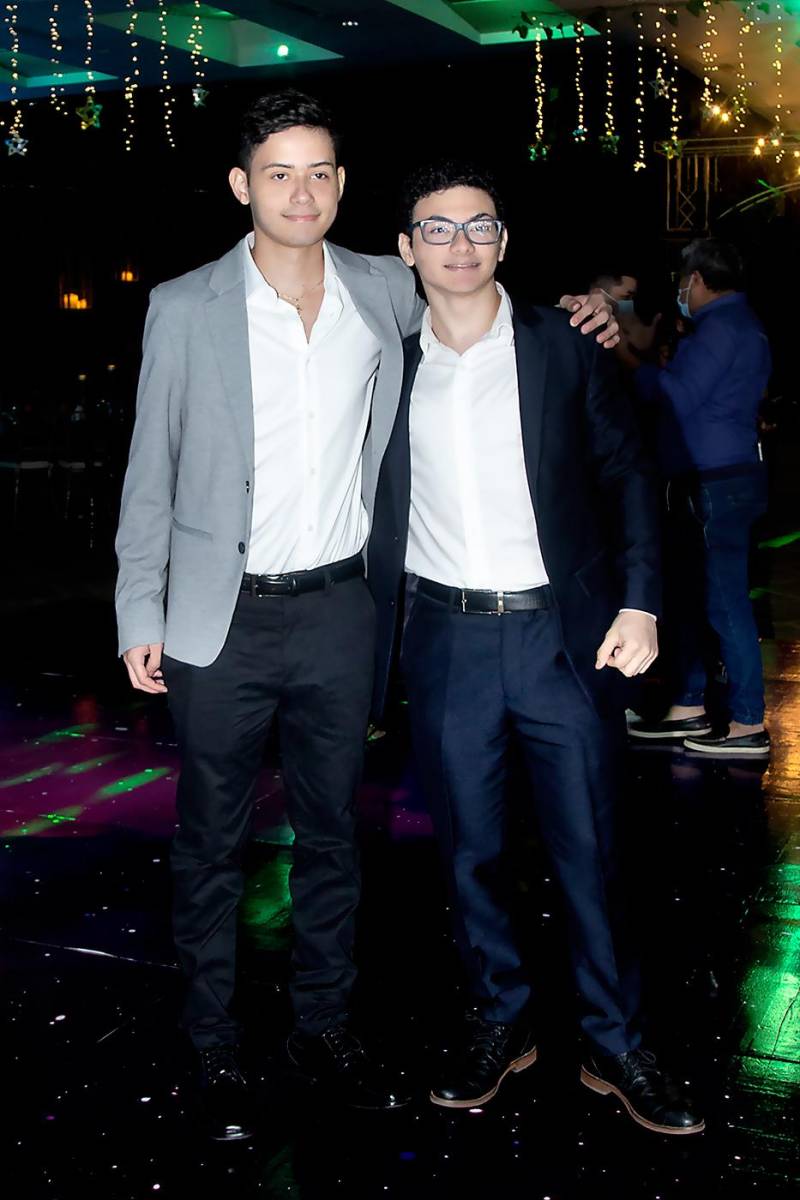 Gabriel Bowen y Oscar Canahuati.