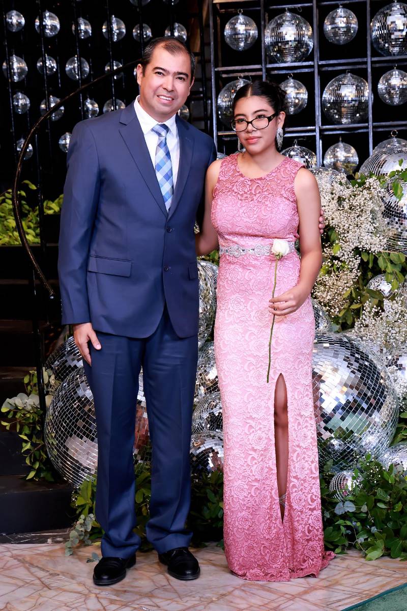 Ramiro Flores y Michell Santos
