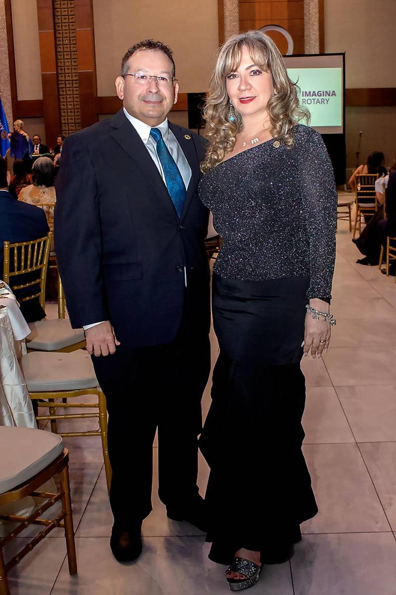 Óscar y Nelsy Bográn.