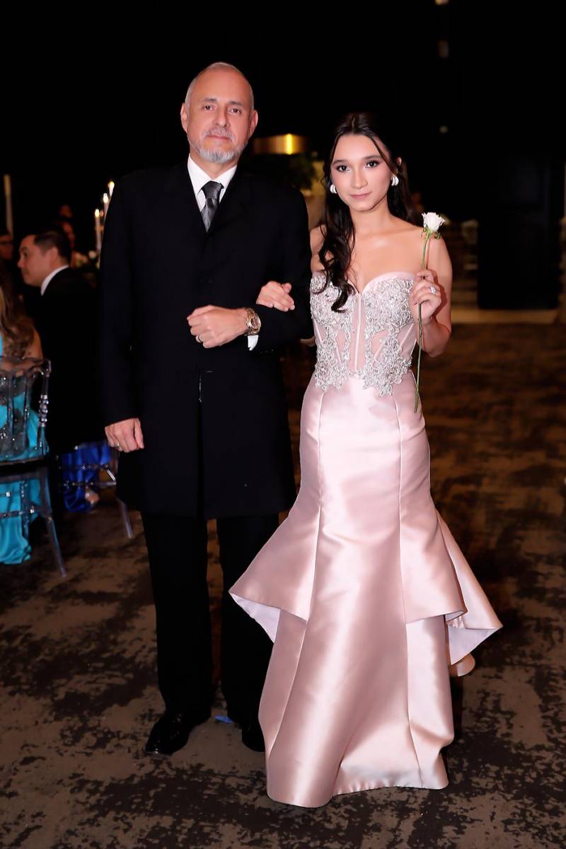 Rigoberto y Isabella Cuéllar.