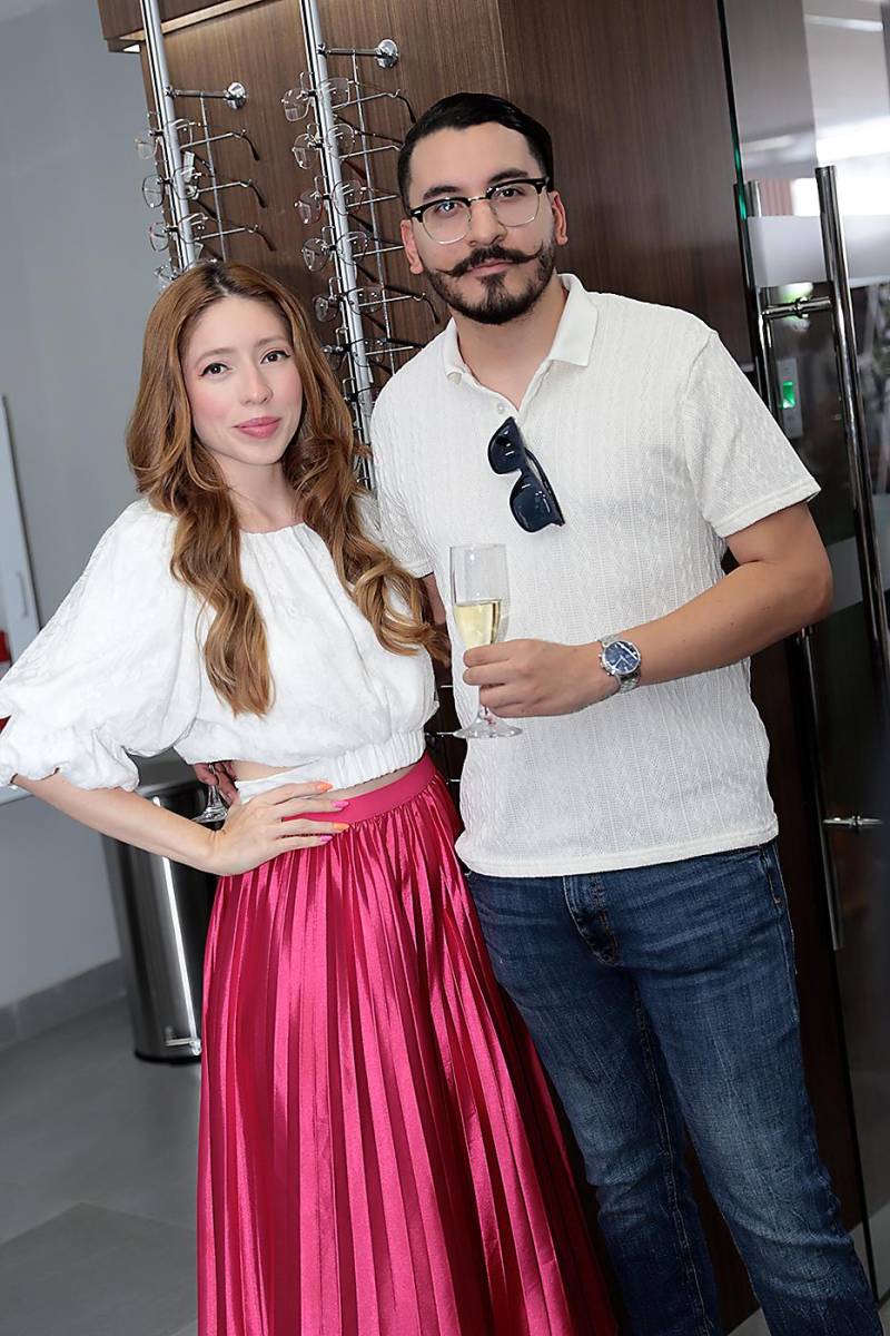 Ana Suazo y Miguel Valeriano. 