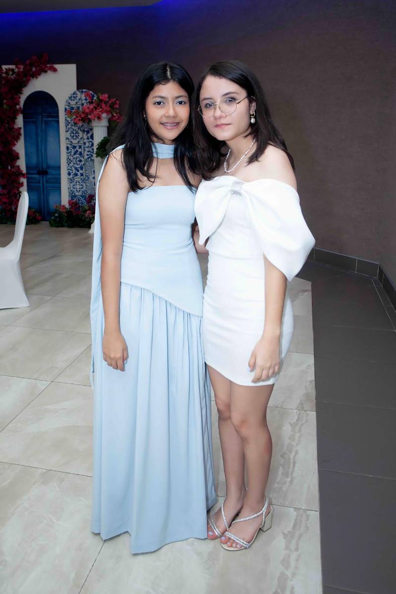 Mariana Rápalo y Natalia Servellón