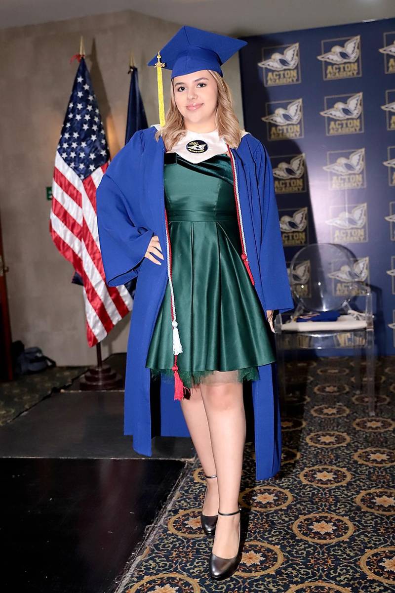 Valeria Gonzáles.