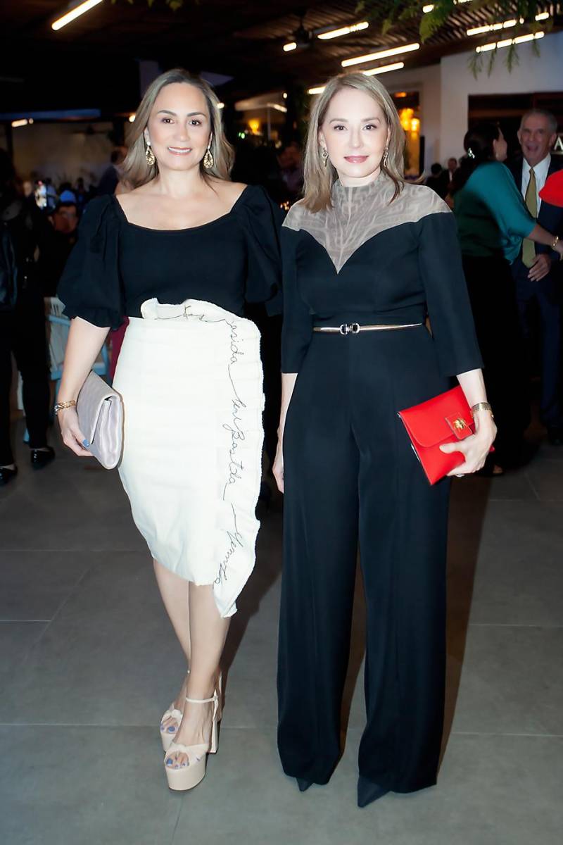 Vanessa Rojas y Betsy Rodriguez.