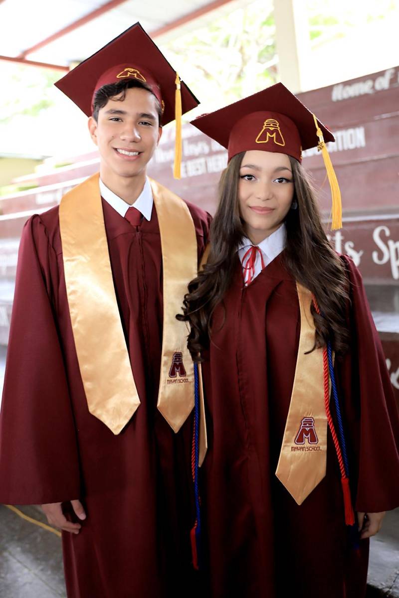 Alejandro Reyes y Melody Flores.