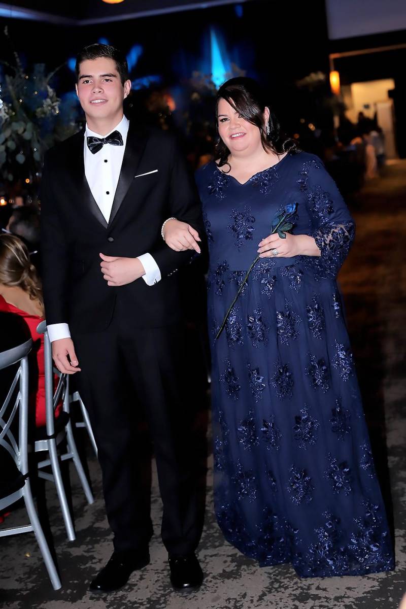 Diego Soto y Linda Flores.