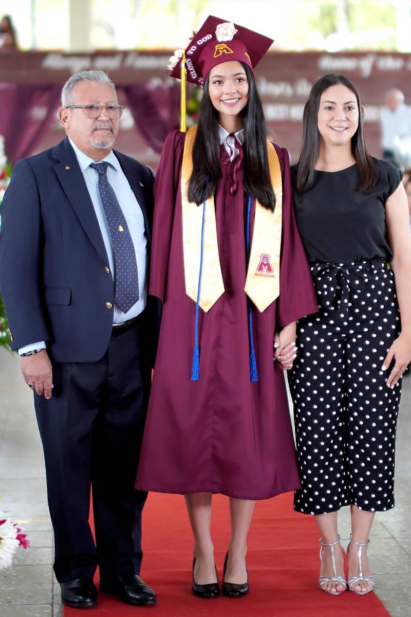Graduación de los seniors 2026 de Mayan School