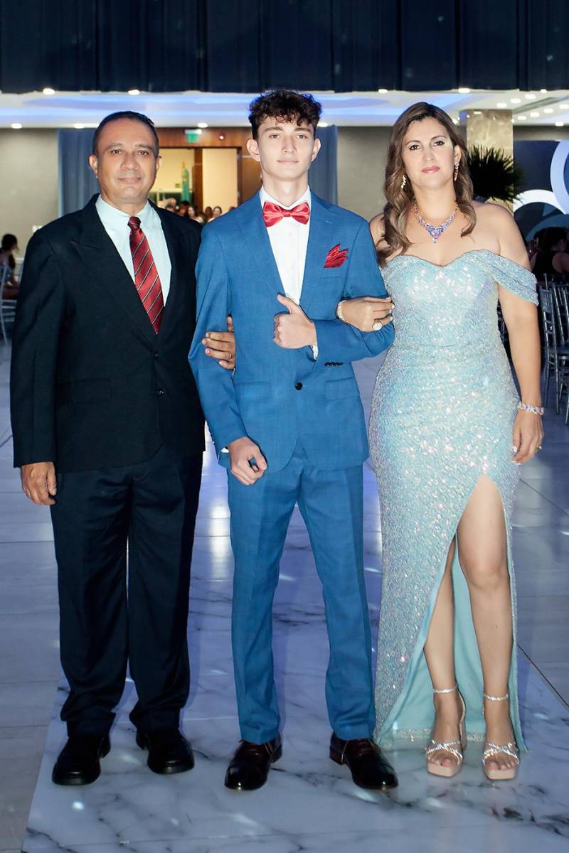 Desfile padres e hijos de la prom de Happy Days &amp; Freedom 2024