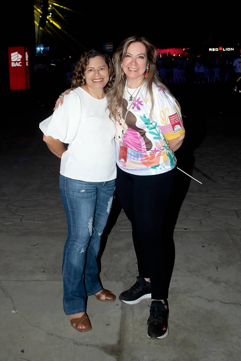 Amalia Alachán y Nelsy Bográn.
