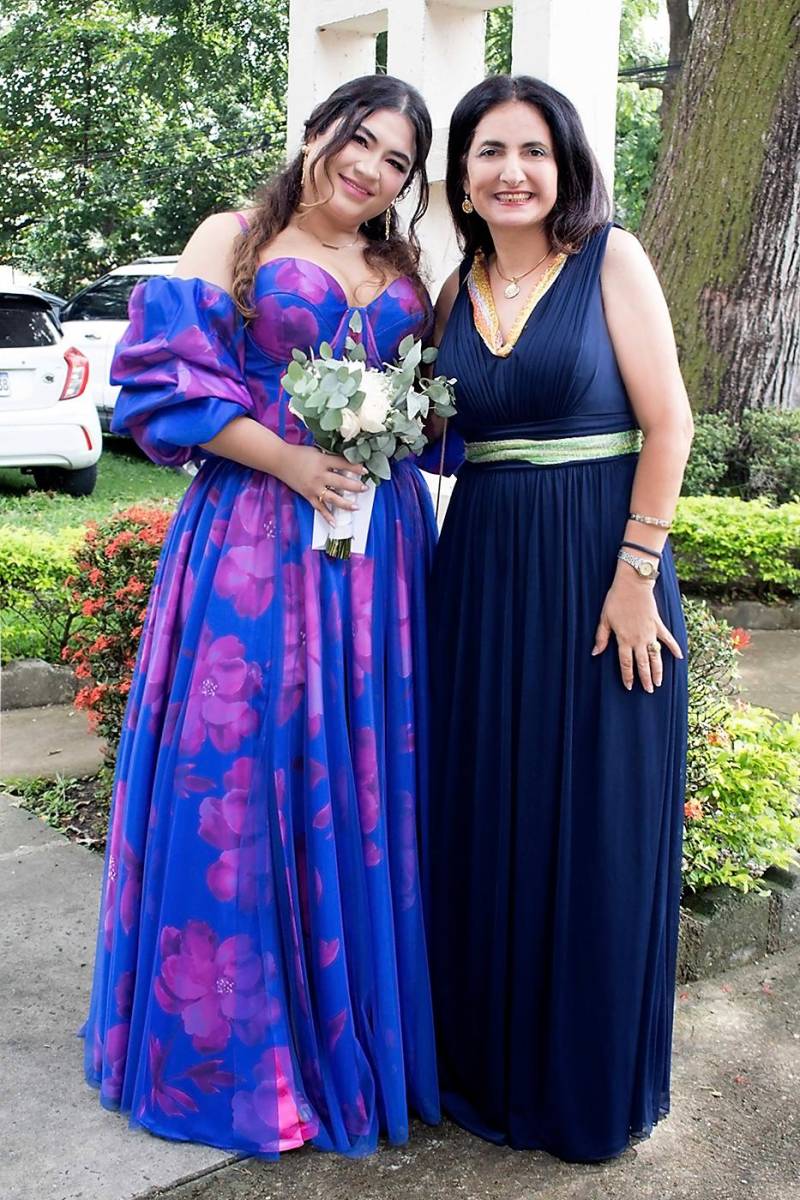 Leyla Icaza y Marlen Handal