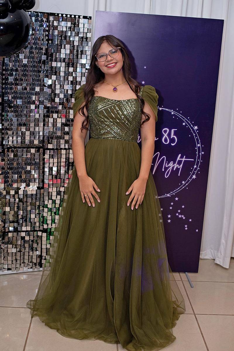 Looks de la prom 2024 del Instituto María Auxiliadora