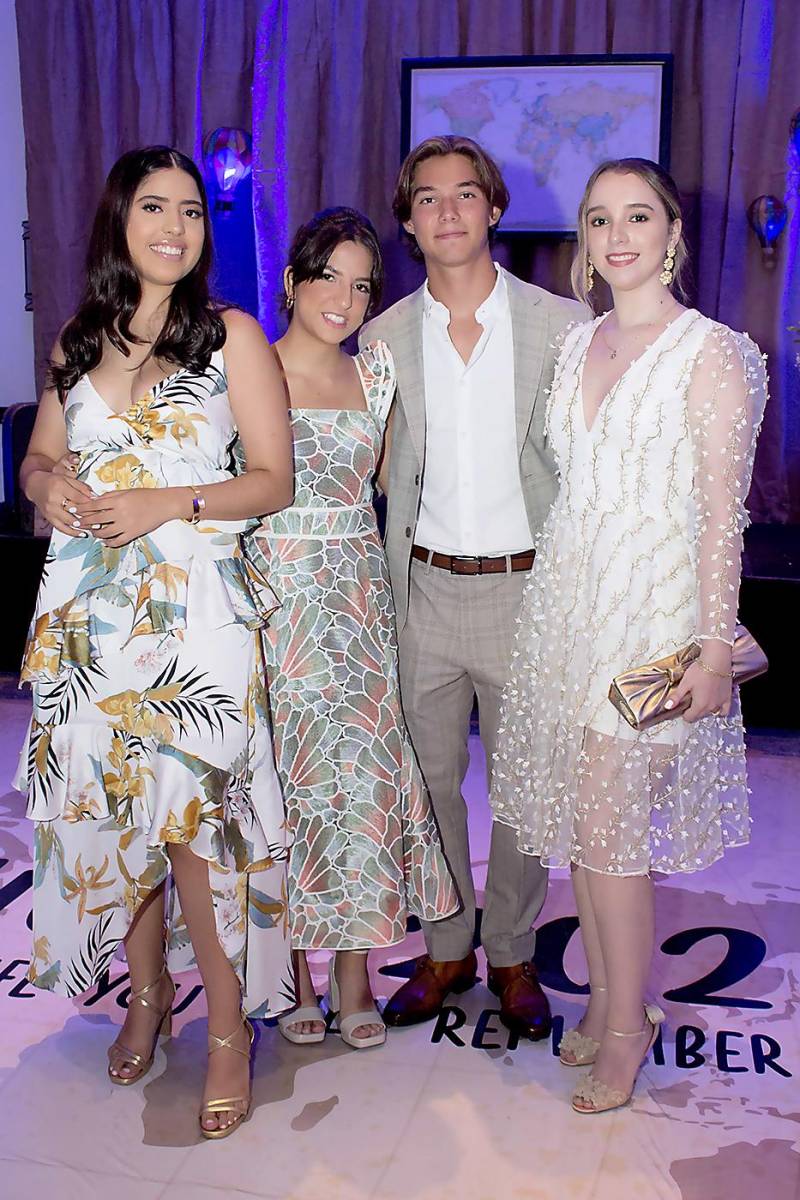  Isabella Araujo, Sherill Ochoa, Eduardo Martínez y Emilia Inestroza
