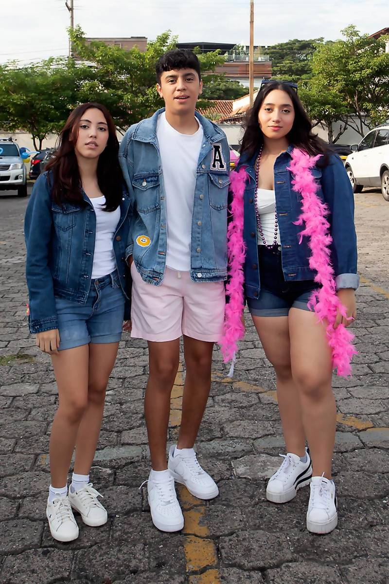 Daphne Paredes, Wilmer Saavedra y Génesis Medina.