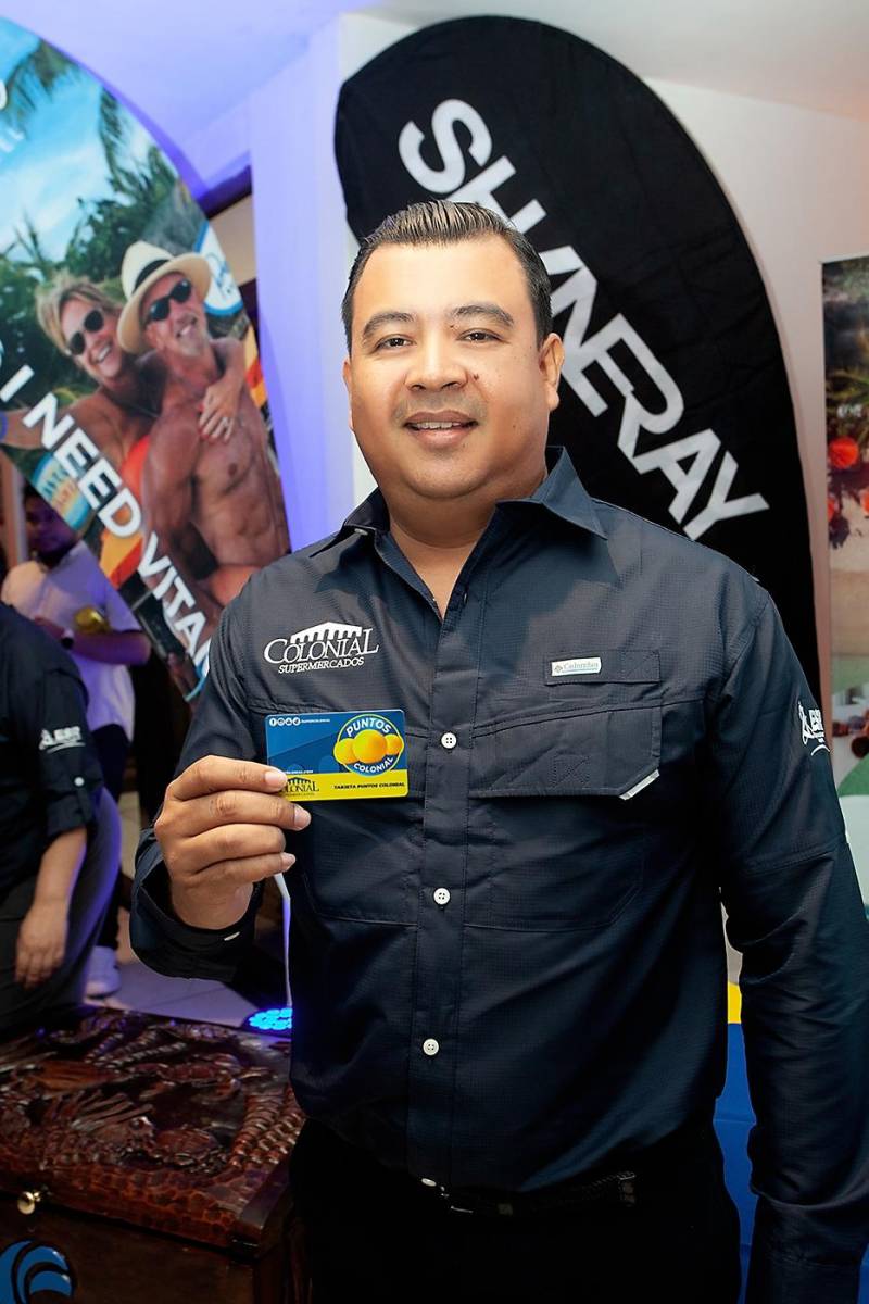 Francisco Pereira de Supermercados Colonial, en el lanzamiento de la campaña “El verano ya está aquí”.