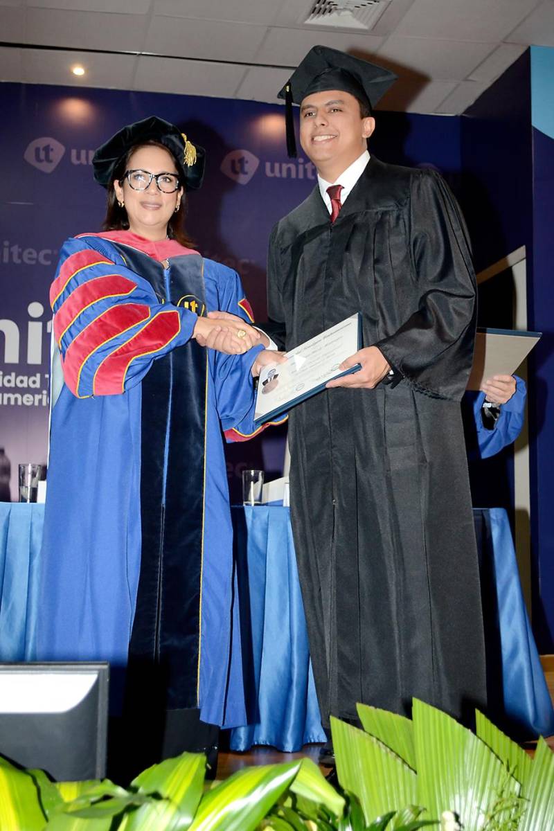 Graduaciones de Posgrado de UNITEC de Tegucigalpa 2025