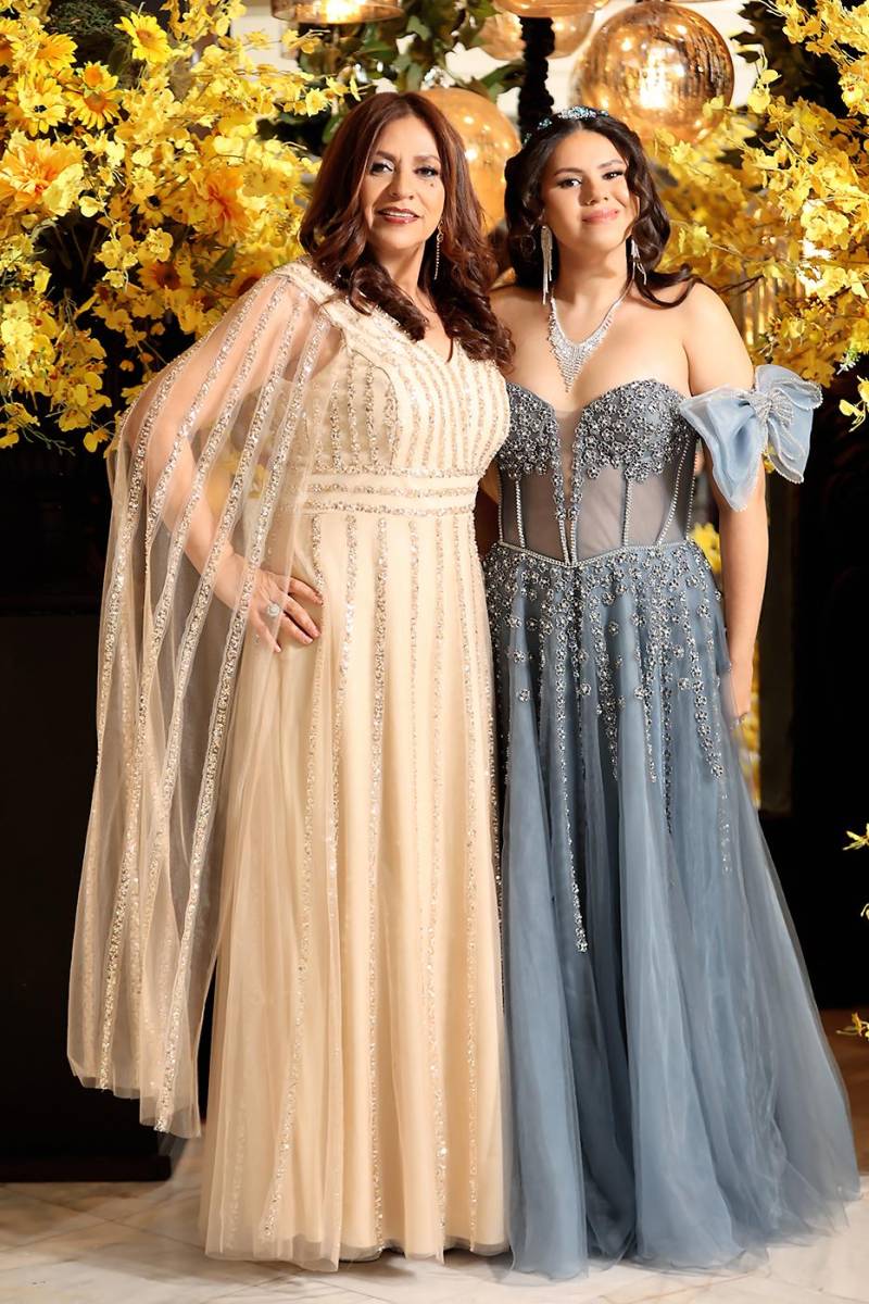 Invitados de la prom 2025 de Dowal School