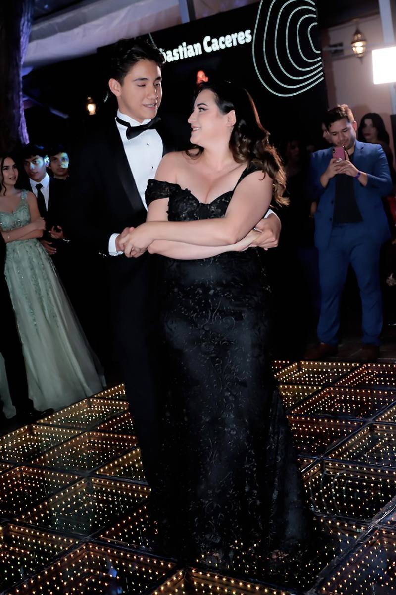 Stephanie Rodríguez y Sebastián Cáceres.