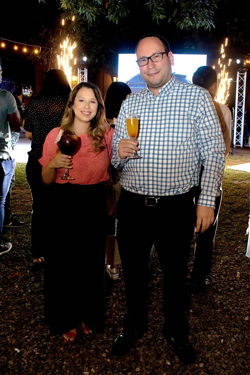 Adela Laínez y Martin Robles