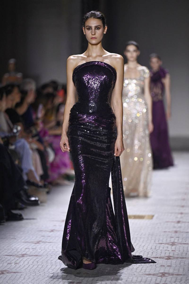 Elie Saab presenta su colección Alta Costura Otoño Invierno 2024/25