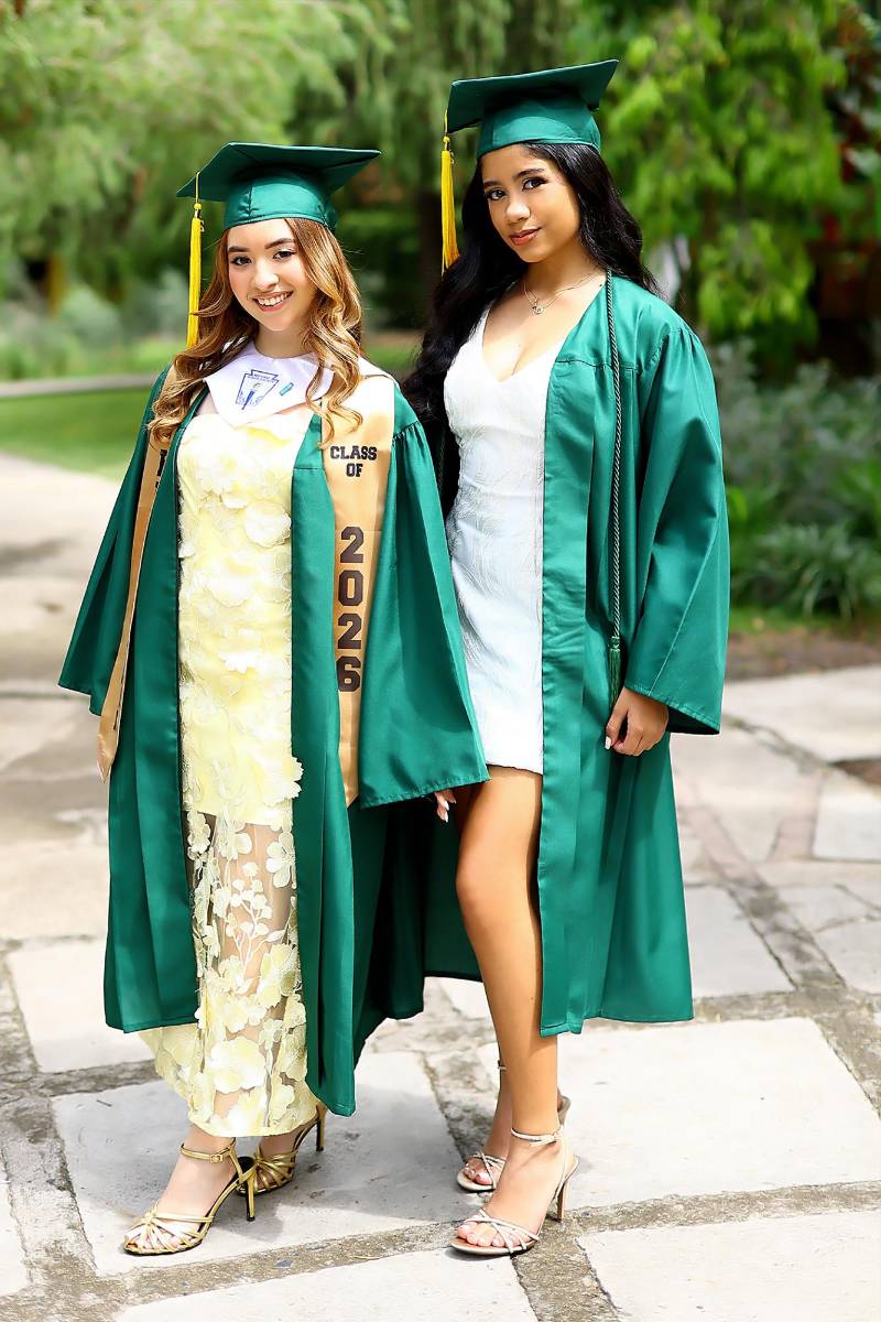 Sophia Guifarro y Nathalia Osorto