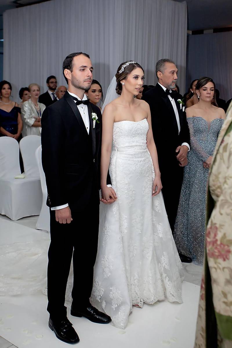Faiz Andonie y su prometida Stephanie Dox