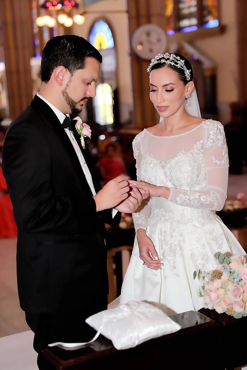 Así fue la boda de Marialuisa Izaguirre Membreño y José Daniel Madrigal Cerrato