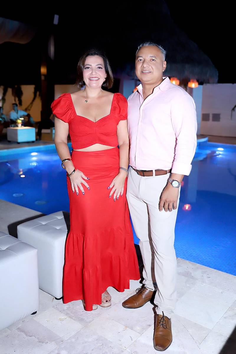 Jessica Warren y Carlos Rivera.