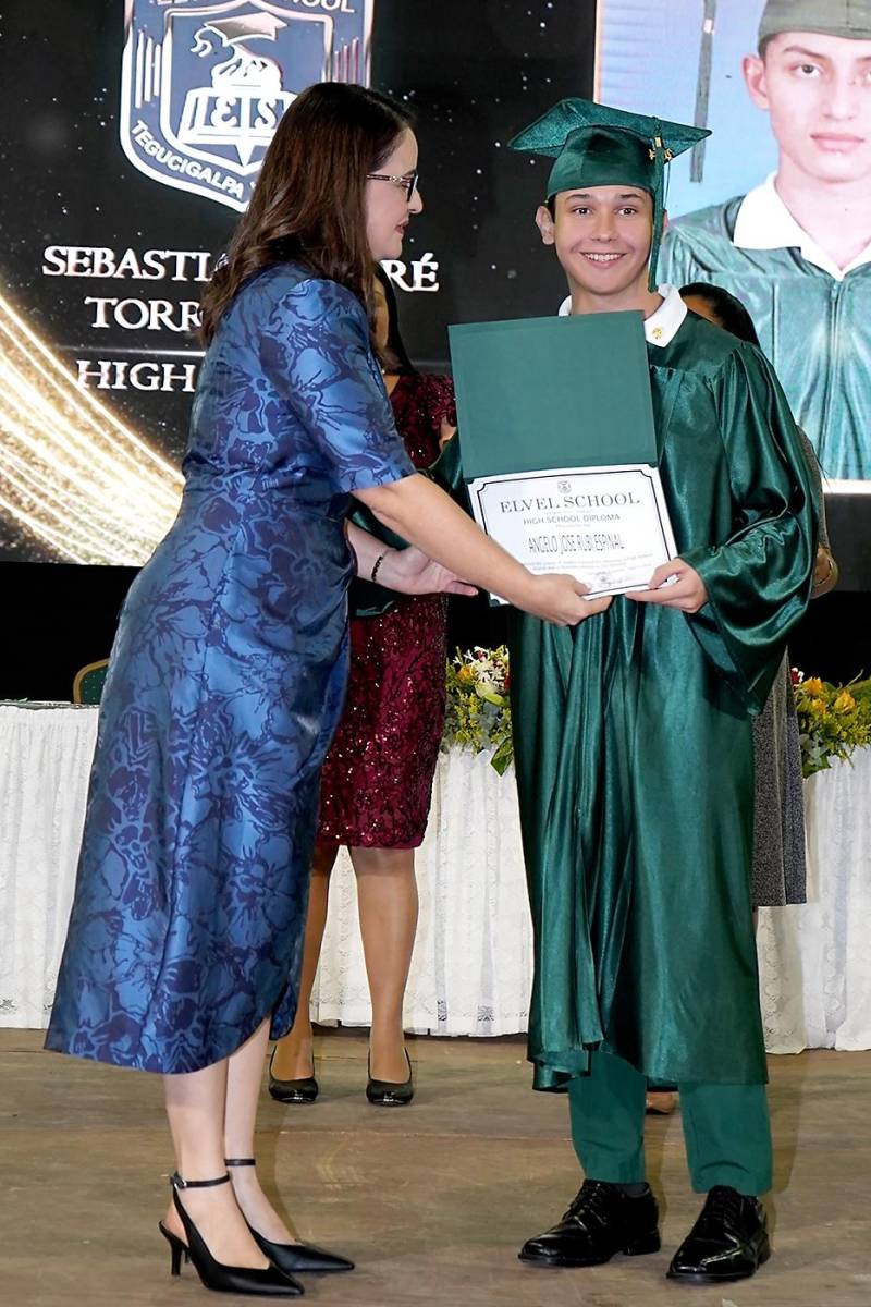 Graduación de los seniors 2024 de Elvel School