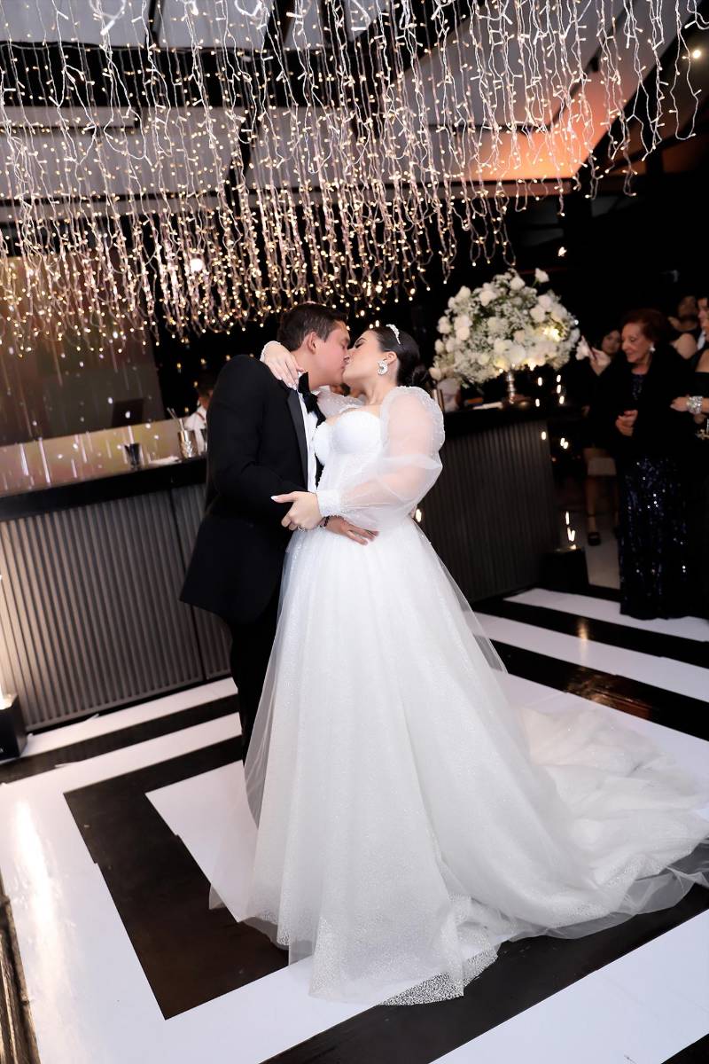 La boda de Helen Zamora y Alex Cosenza